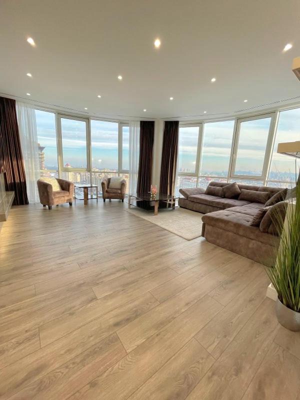 Vip Apartment 120M2 With Panoramic Windows, 22 Floor. Obolon Kiev Exterior foto